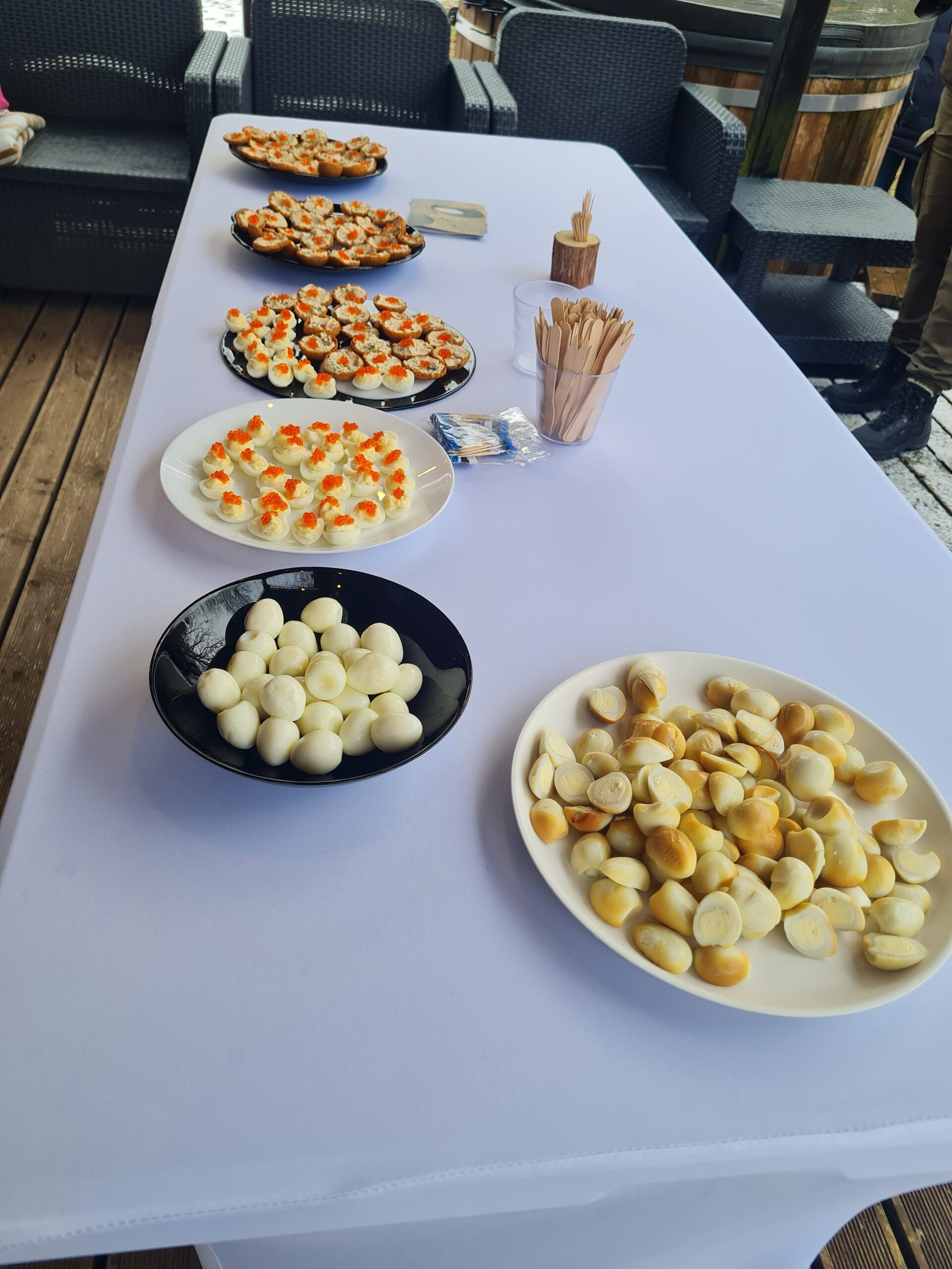 Vutimunade ja Vutitalu suupistetega kaetud degustatsioonilaud